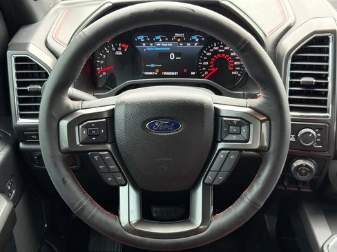 Used 2016 Ford F150 Lariat w/ Equipment Group 502A Luxury AWD/4WD image 32