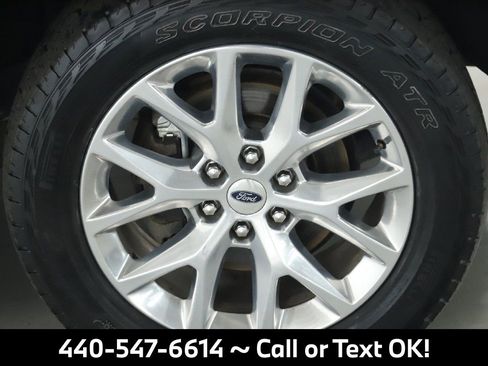 Used 2017 Ford Expedition Limited image 39