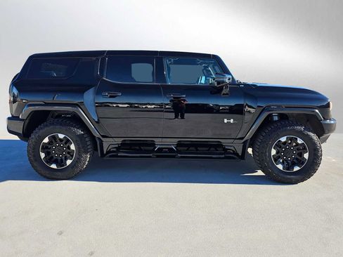 Used 2025 GMC Hummer EV 3X w/ Extreme Off-Road Package image 2