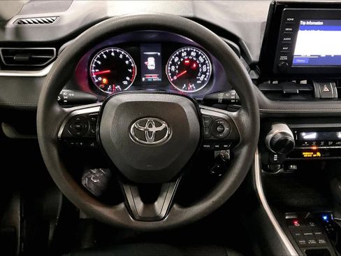 Used 2019 Toyota RAV4 LE image 6