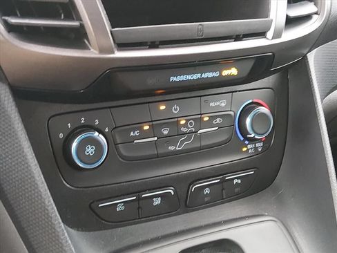 Used 2023 Ford Transit Connect XLT FWD image 22