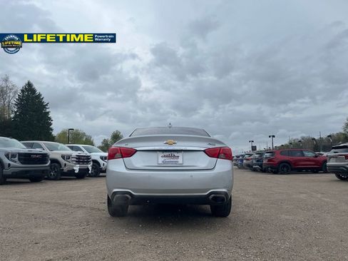 Used 2019 Chevrolet Impala Premier FWD image 9