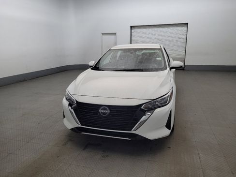 Used 2025 Nissan Sentra SV image 15