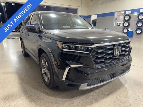 Certified 2023 Honda Pilot EX-L image 2