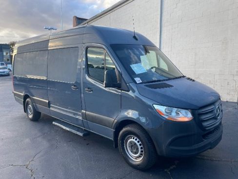 Used 2019 Mercedes-Benz Sprinter 170 image 1