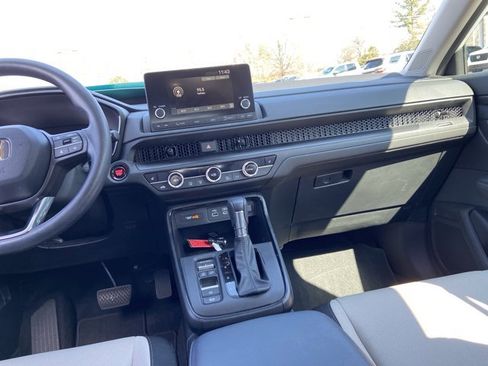 Used 2023 Honda CR-V EX image 14