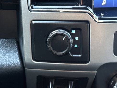 Used 2022 Ford F250 Lariat image 25