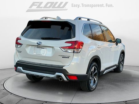 Used 2023 Subaru Forester Touring image 9