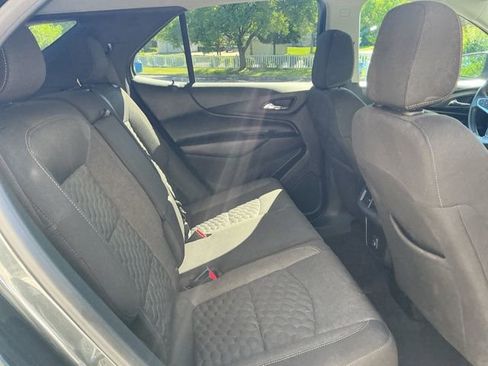 Used 2019 Chevrolet Equinox LT w/ Driver Convenience Package FWD image 27