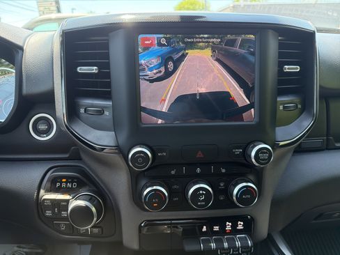 Used 2022 RAM 1500 Big Horn w/ Built-to-serve Edition AWD/4WD image 35