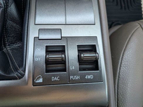Used 2019 Lexus GX 460 Premium AWD/4WD image 18