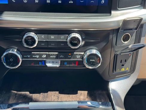 Used 2023 Ford F150 Lariat w/ Equipment Group 502A High AWD/4WD image 21