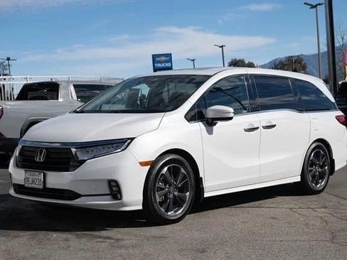 Used 2023 Honda Odyssey Elite image 9