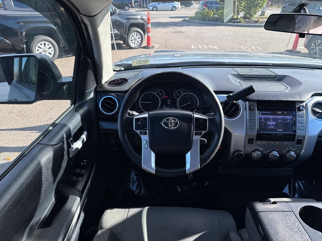 Used 2015 Toyota Tundra SR5 AWD/4WD image 12
