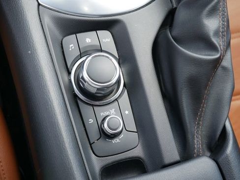 Used 2017 FIAT 124 Spider Lusso image 22