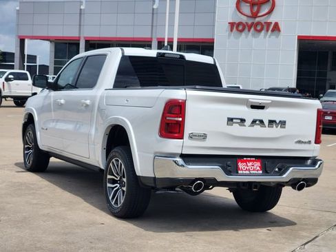 Used 2025 RAM 1500 Limited AWD/4WD image 5