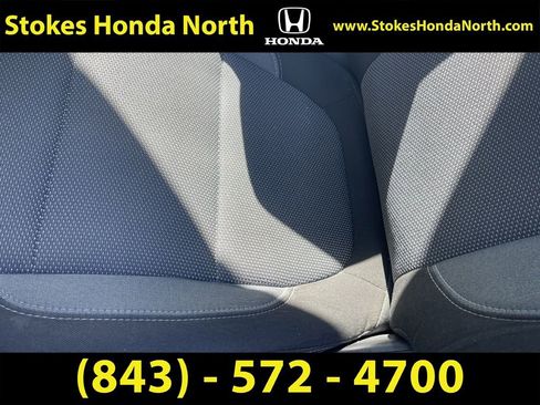 Used 2019 Chevrolet Traverse LT FWD image 9