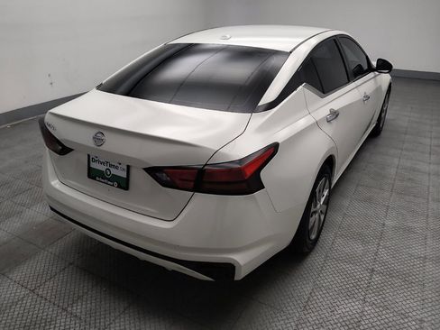 Used 2020 Nissan Altima 2.5 S FWD image 9