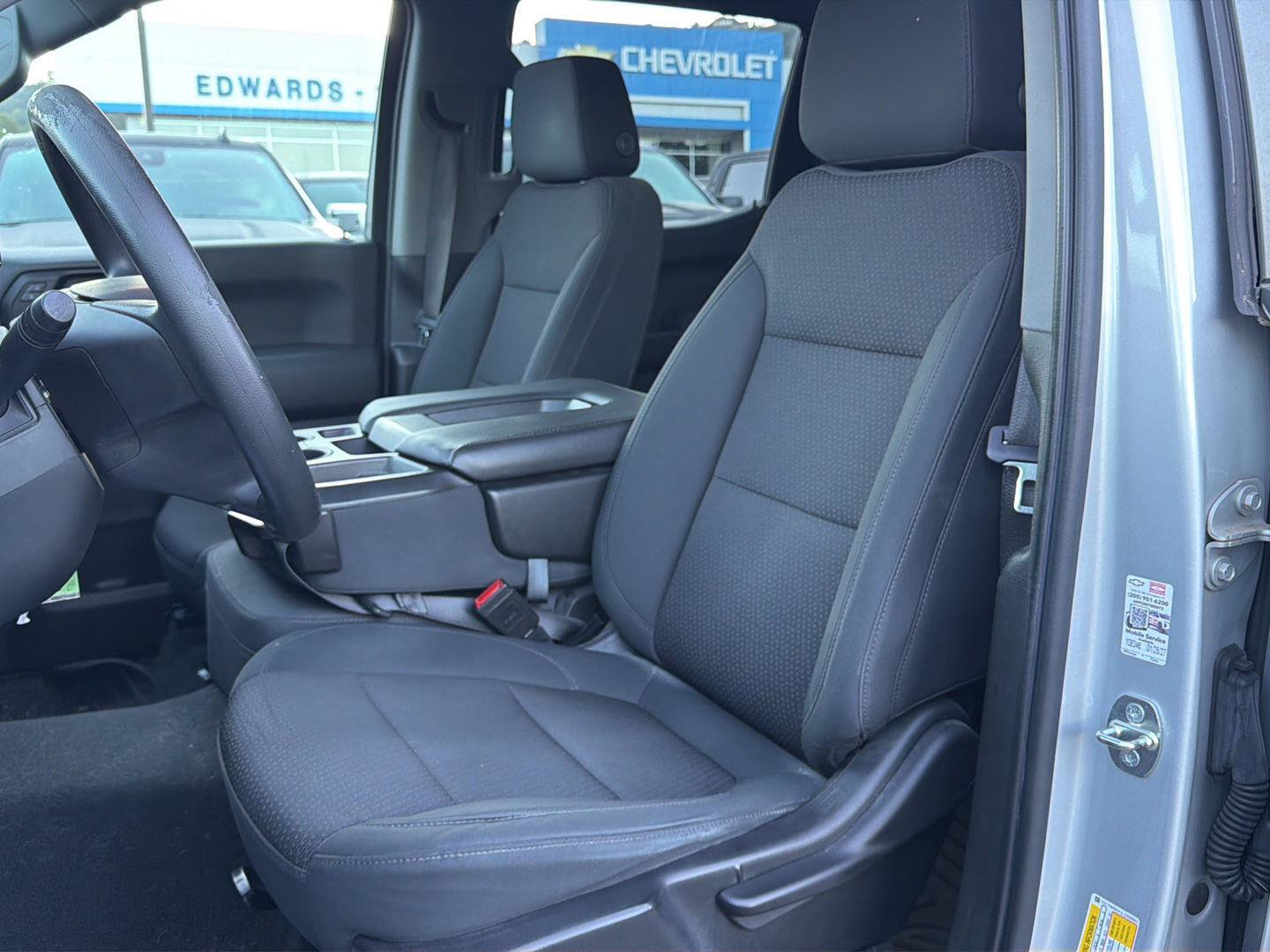 Used 2020 Chevrolet Silverado 1500 Custom w/ Custom Value Package RWD image 6