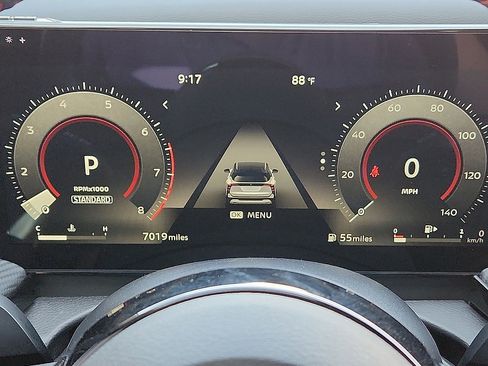 Used 2025 Nissan Kicks SR image 10