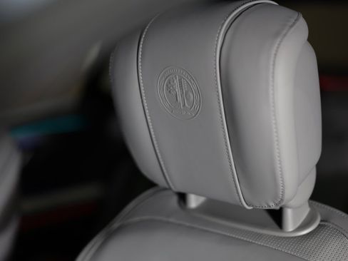 Used 2025 Mercedes-Benz S 63 AMG S image 43