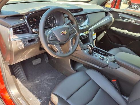New 2026 Cadillac XT5 Luxury FWD image 12