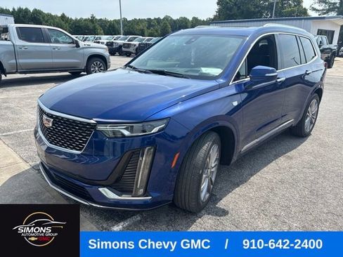Used 2023 Cadillac XT6 Premium Luxury w/ Technology Package FWD image 1