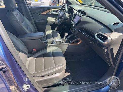 Used 2022 Chevrolet TrailBlazer ACTIV w/ Sun and Liftgate Package FWD image 28