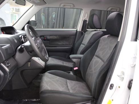 Used 2013 Scion xB 10 Series image 9