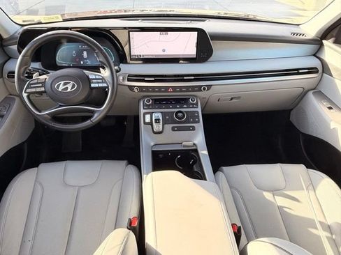 Used 2025 Hyundai Palisade SEL FWD image 12