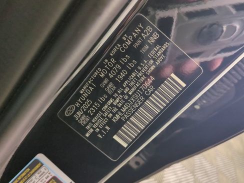 Used 2025 Hyundai Elantra SEL FWD image 37