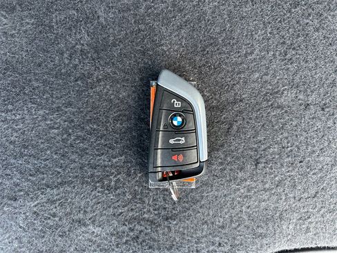 Used 2020 BMW X3 xDrive30i w/ Convenience Package image 46