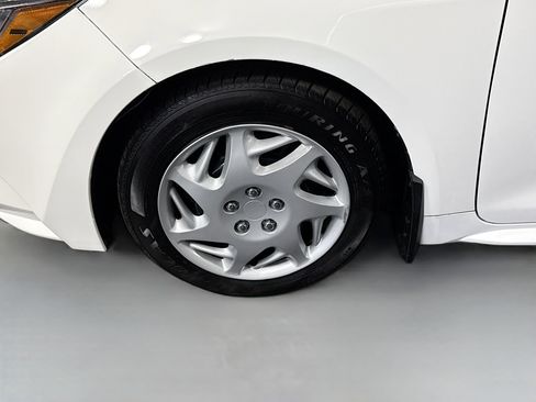 Used 2023 Toyota Corolla LE w/ Carpet Mat Package (TMS) FWD image 37