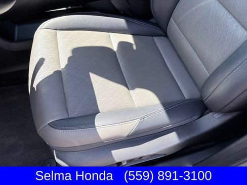 Used 2025 Chevrolet Equinox LT w/ Convenience Package II AWD/4WD image 10