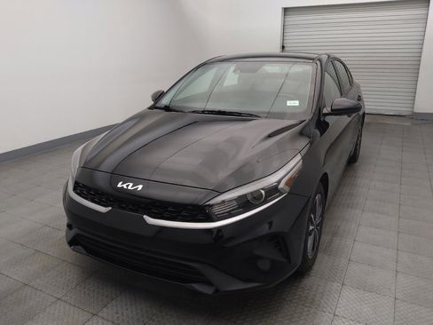 Used 2024 Kia Forte LXS FWD image 15