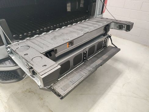 New 2026 GMC Sierra 1500 Elevation image 22