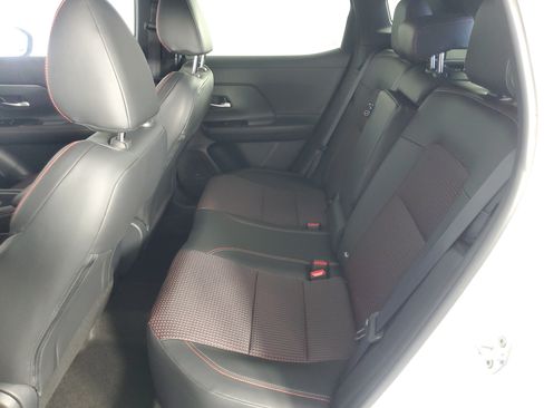Used 2026 Nissan Kicks SR FWD image 13