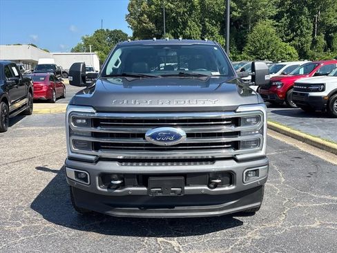Used 2023 Ford F250 Limited AWD/4WD image 2