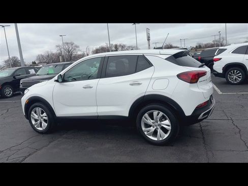 Certified 2024 Buick Encore GX Preferred w/ Comfort Package FWD image 6