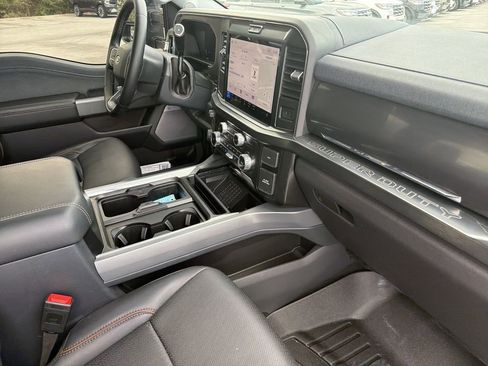 Used 2025 Ford F250 Lariat w/ Tremor Off-Road Package image 20