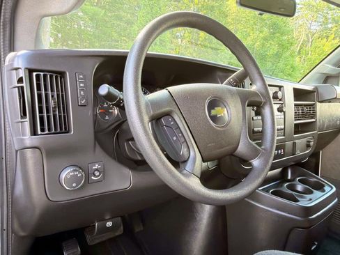 Used 2025 Chevrolet Express 2500 w/ Driver Convenience Package RWD image 13