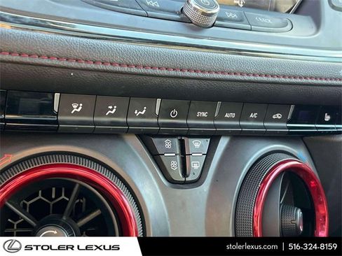 Used 2021 Chevrolet Blazer RS w/ Enhanced Convenience Package image 35