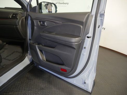 Certified 2023 Honda Passport EX-L image 5
