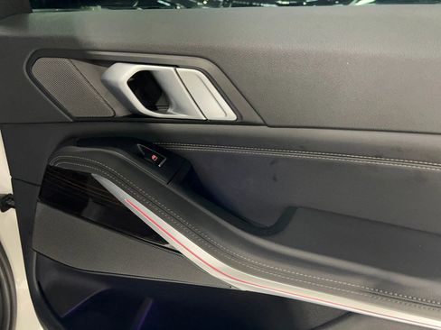 Used 2019 BMW X5 xDrive40i w/ Premium Package image 24