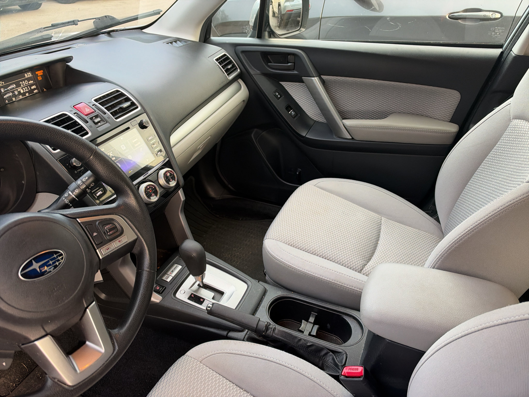 Used 2018 Subaru Forester 2.5i Premium AWD/4WD image 10