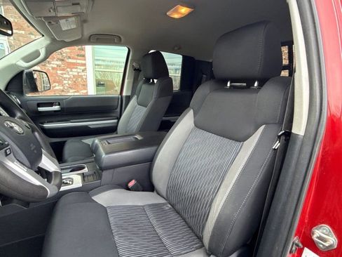 Used 2016 Toyota Tundra SR5 w/ SR5 Upgrade Package image 12