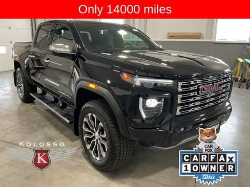 Used 2024 GMC Canyon Denali AWD/4WD image 1