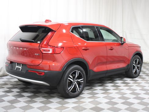 Used 2024 Volvo XC40 B5 Core AWD/4WD image 29