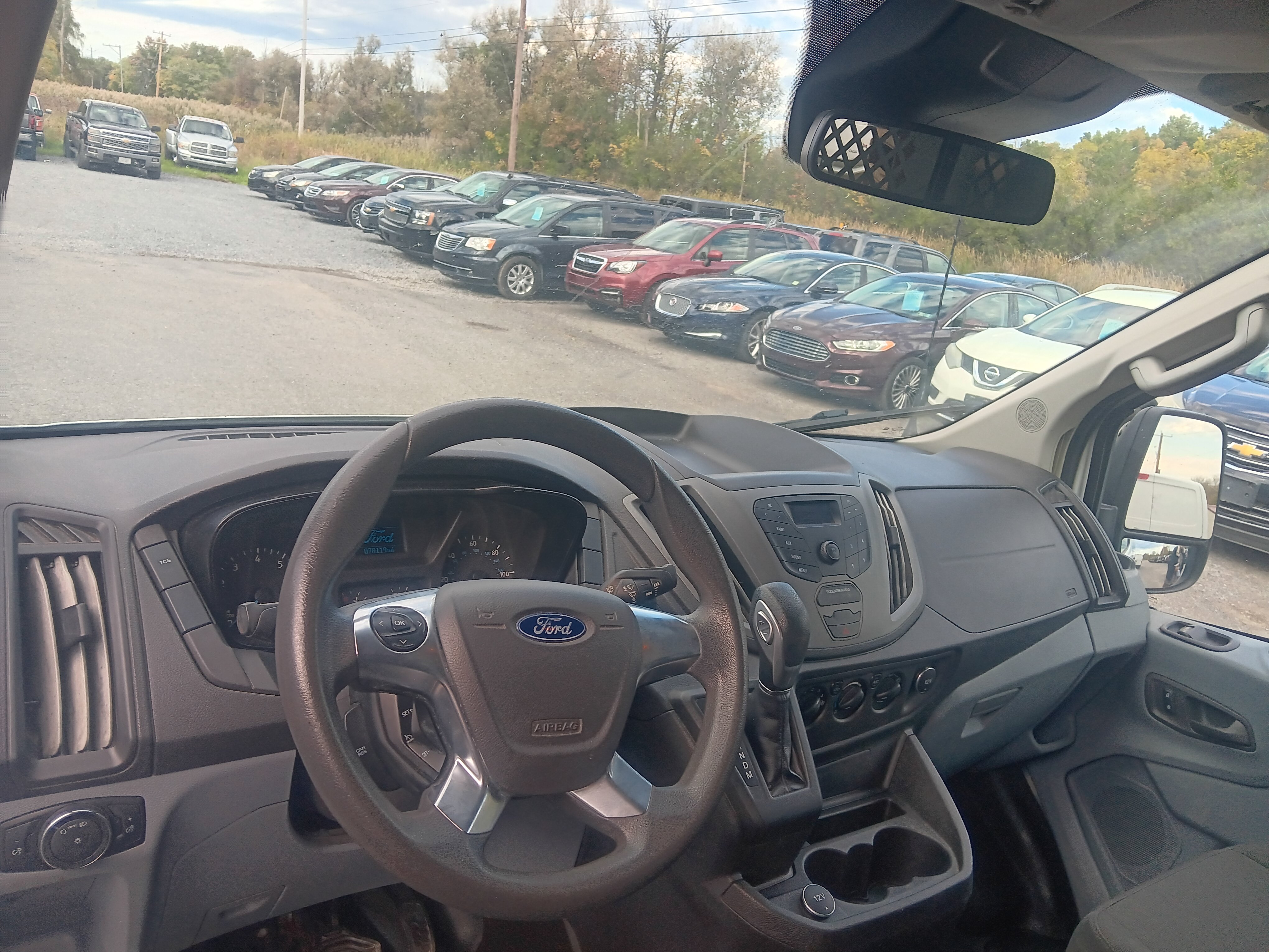 Used 2017 Ford Transit 250 130 Low Roof w/ Exterior Upgrade Package RWD image 10