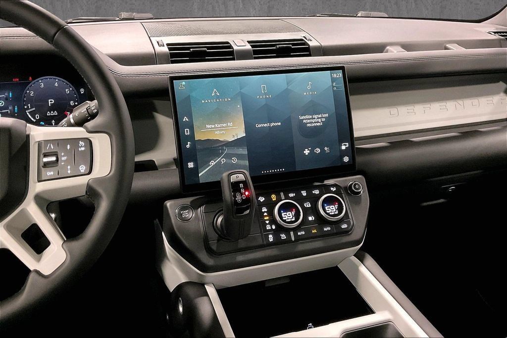 New 2026 Land Rover Defender 110 S AWD/4WD image 7